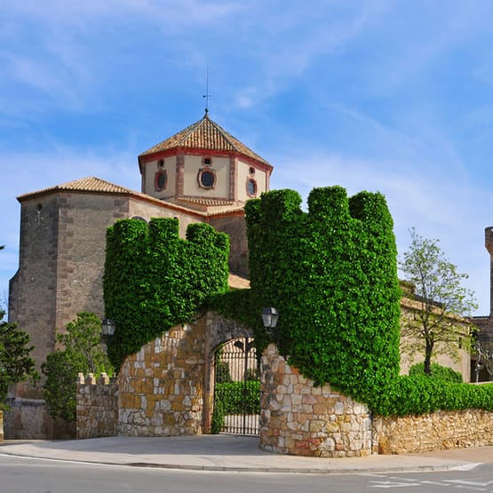 Sant Marti Kirche und Schloss Altafulla